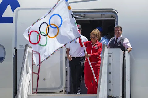 Mayor Karen Bass receives Olympic flag for 2028 Los Angeles Olympics
